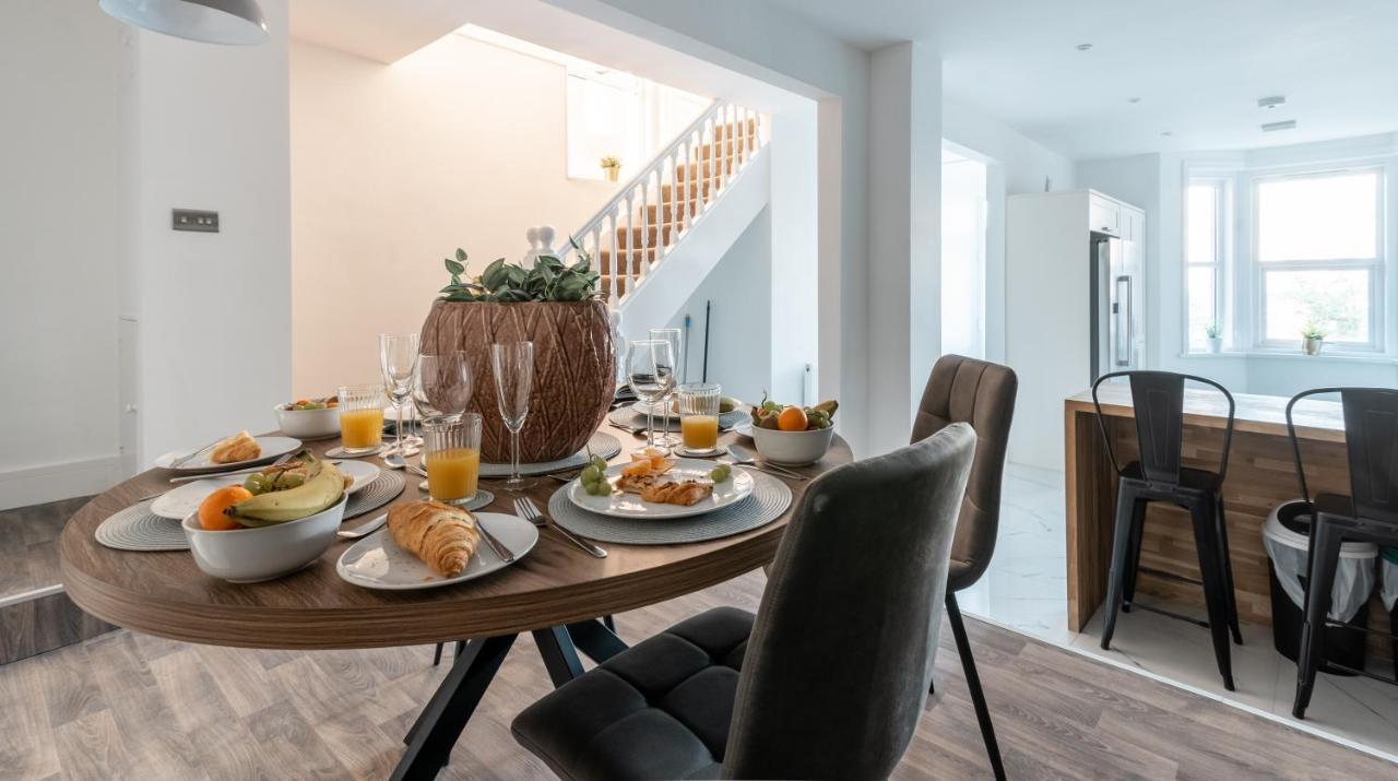 Ty Hapus Newport - Luxury 4 Bedroom Home מראה חיצוני תמונה